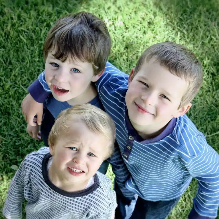 a riddle about 3 brothers one tall and thin