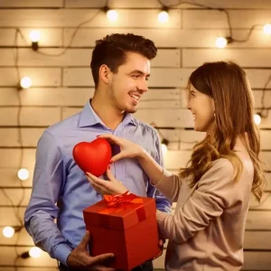80+ Happy Girlfriend Day Quotes